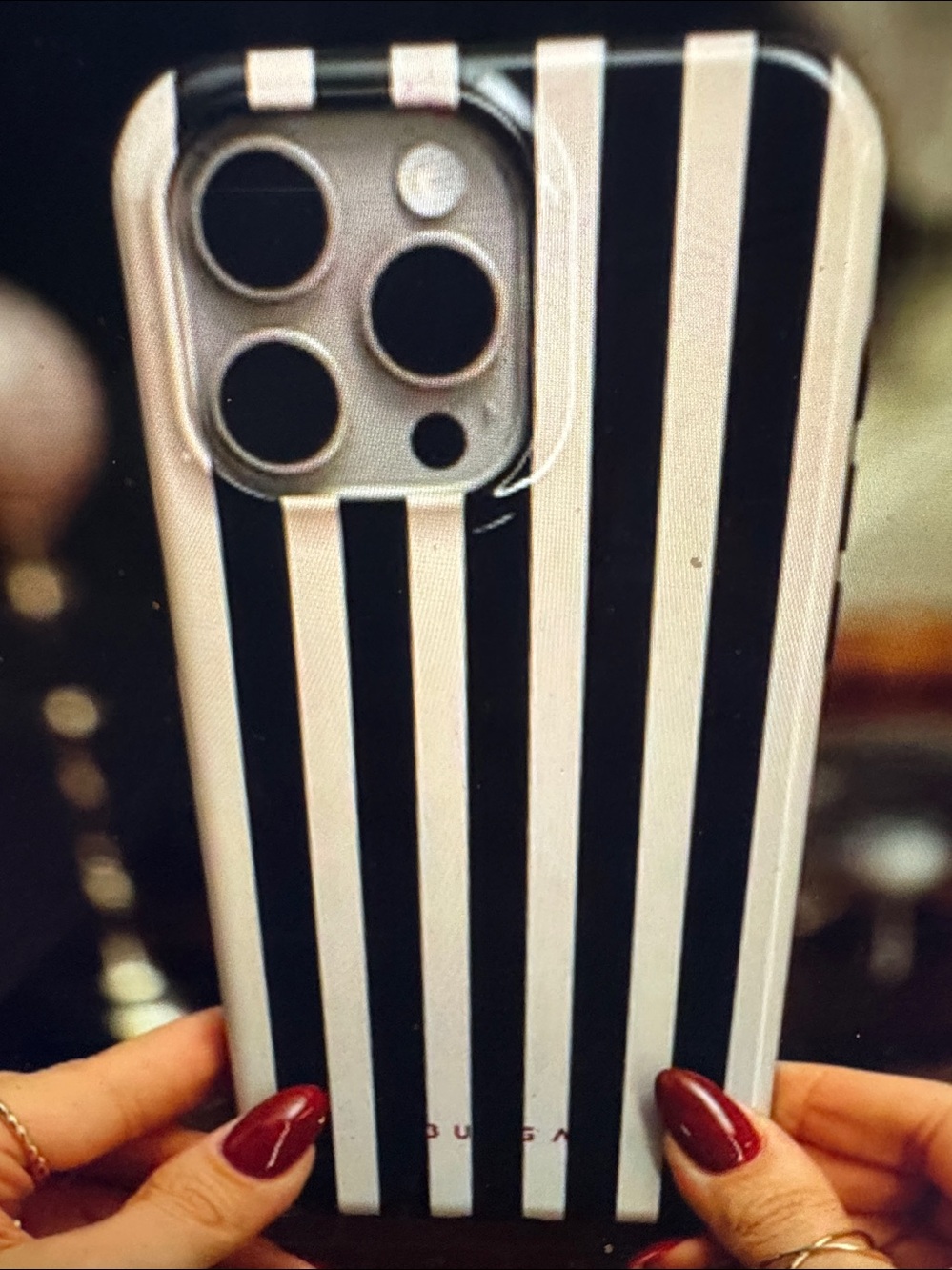 Burga Pink Phone Case with black Vertical Stripes - iPhone 16 plus MagSafe - Picture 4 of 5